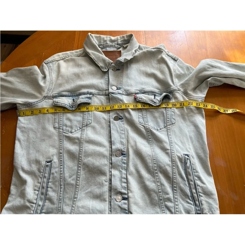 Levi’s Premium Trucker Jacket PC9 72334‑0510 Men’s L Light Blue Soft Denim